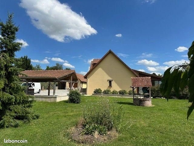 Maison à vendre, 140m², Neuville-Ferrières
