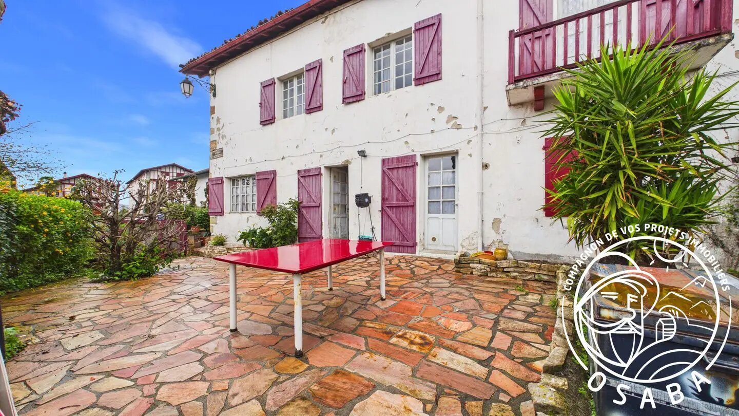 Maison à vendre, 205m², Ainhoa