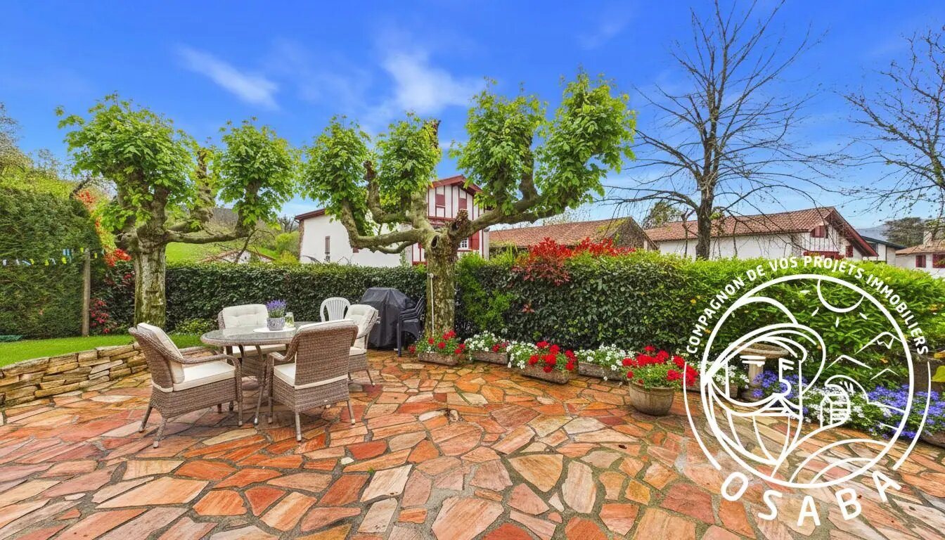 Maison à vendre, 205m², Ainhoa
