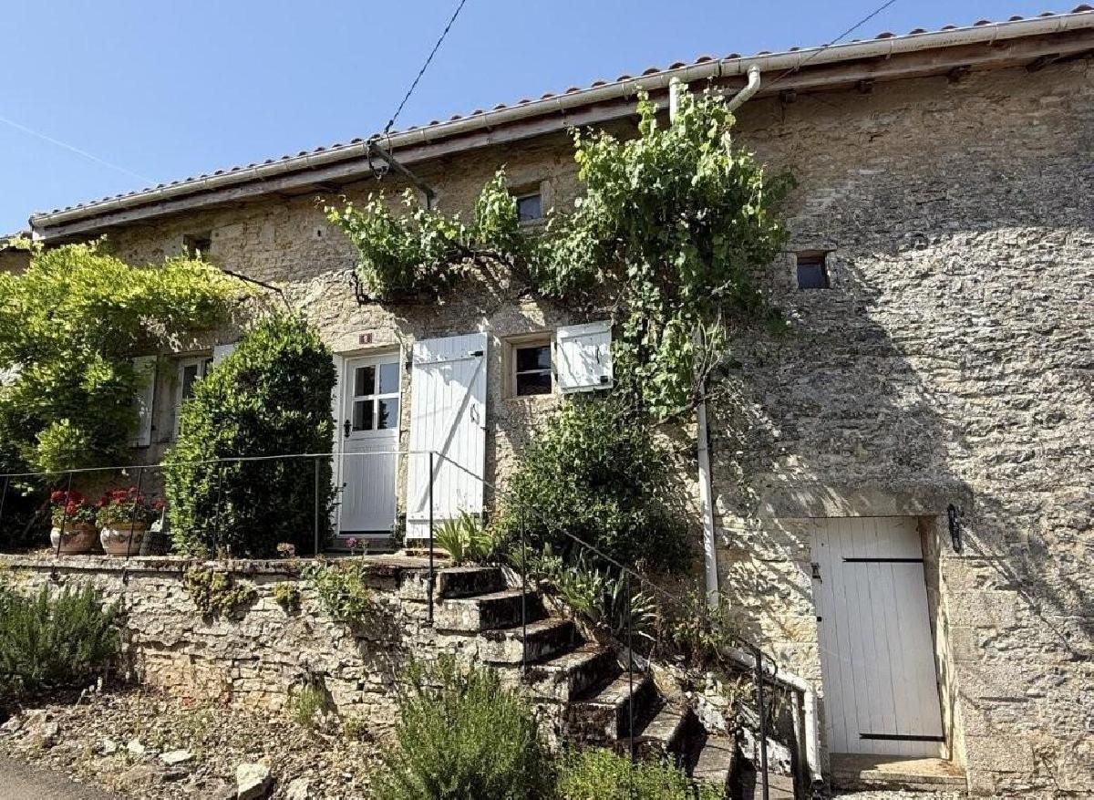 Maison à vendre, 100m², Nanteuil-en-Vallée