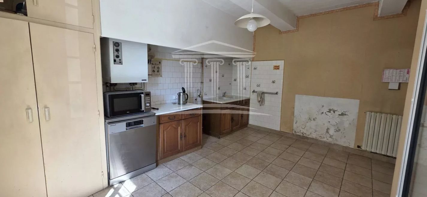 Maison à vendre, 161m², Entraigues-sur-la-Sorgue