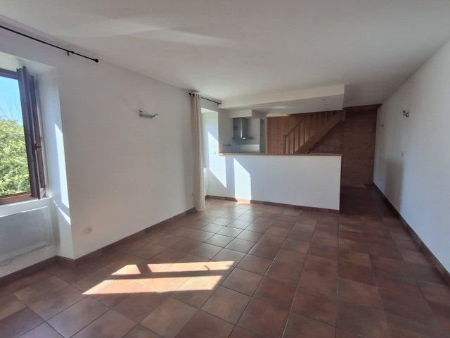 Maison à vendre, 70m², Lablachère