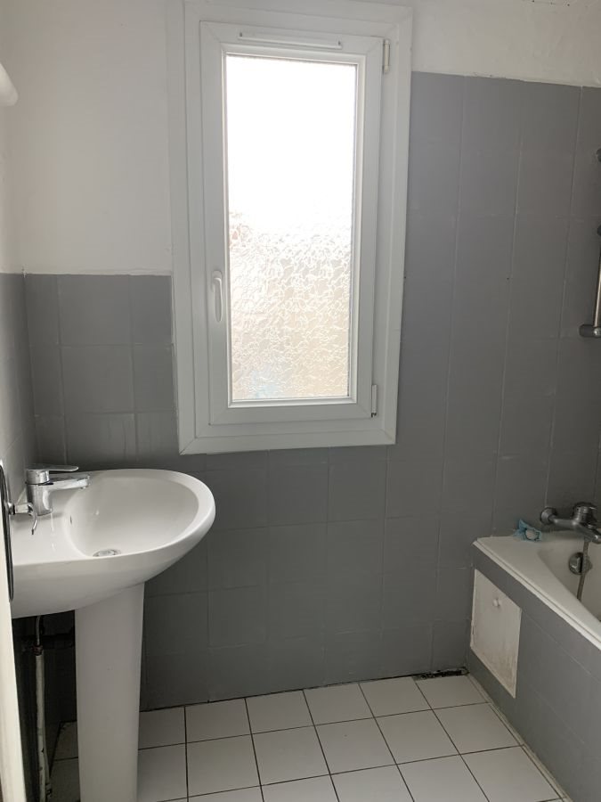 Appartement à louer, 53m², Nîmes