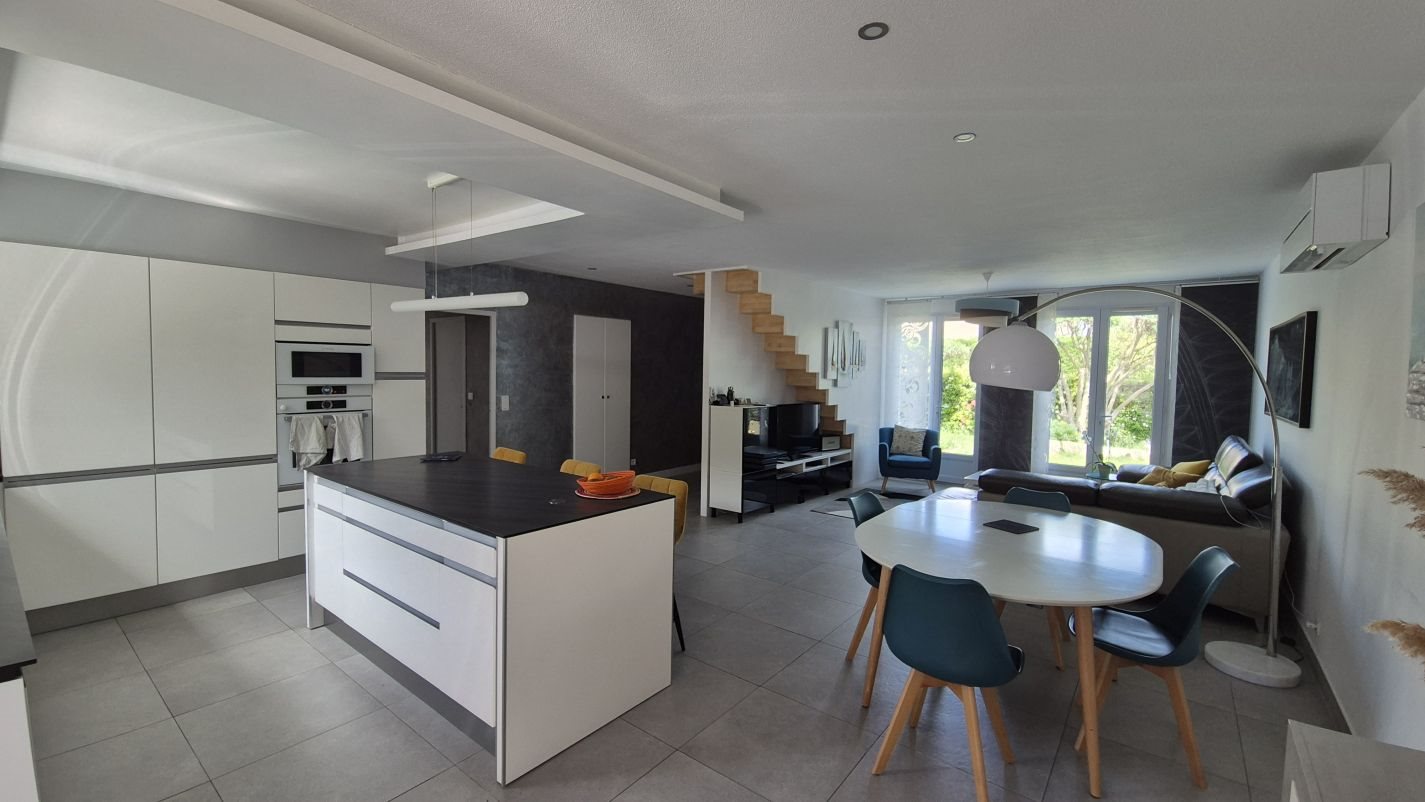 Maison à vendre, 155m², Saint-Aunès