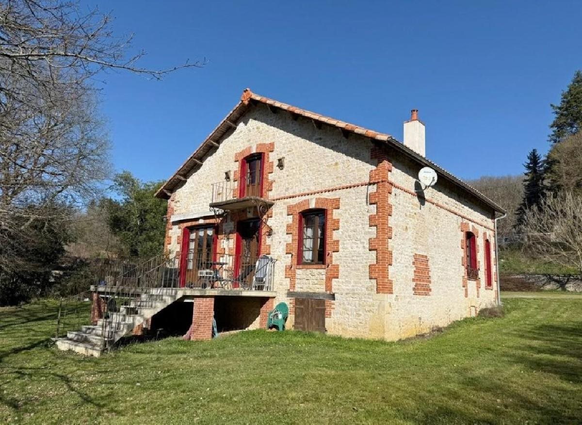 Maison à vendre, 172m², Nanteuil-en-Vallée