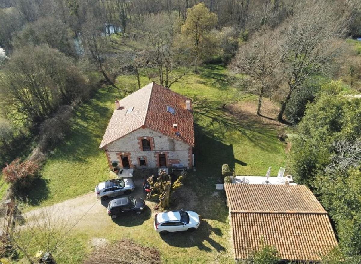 Maison à vendre, 172m², Nanteuil-en-Vallée
