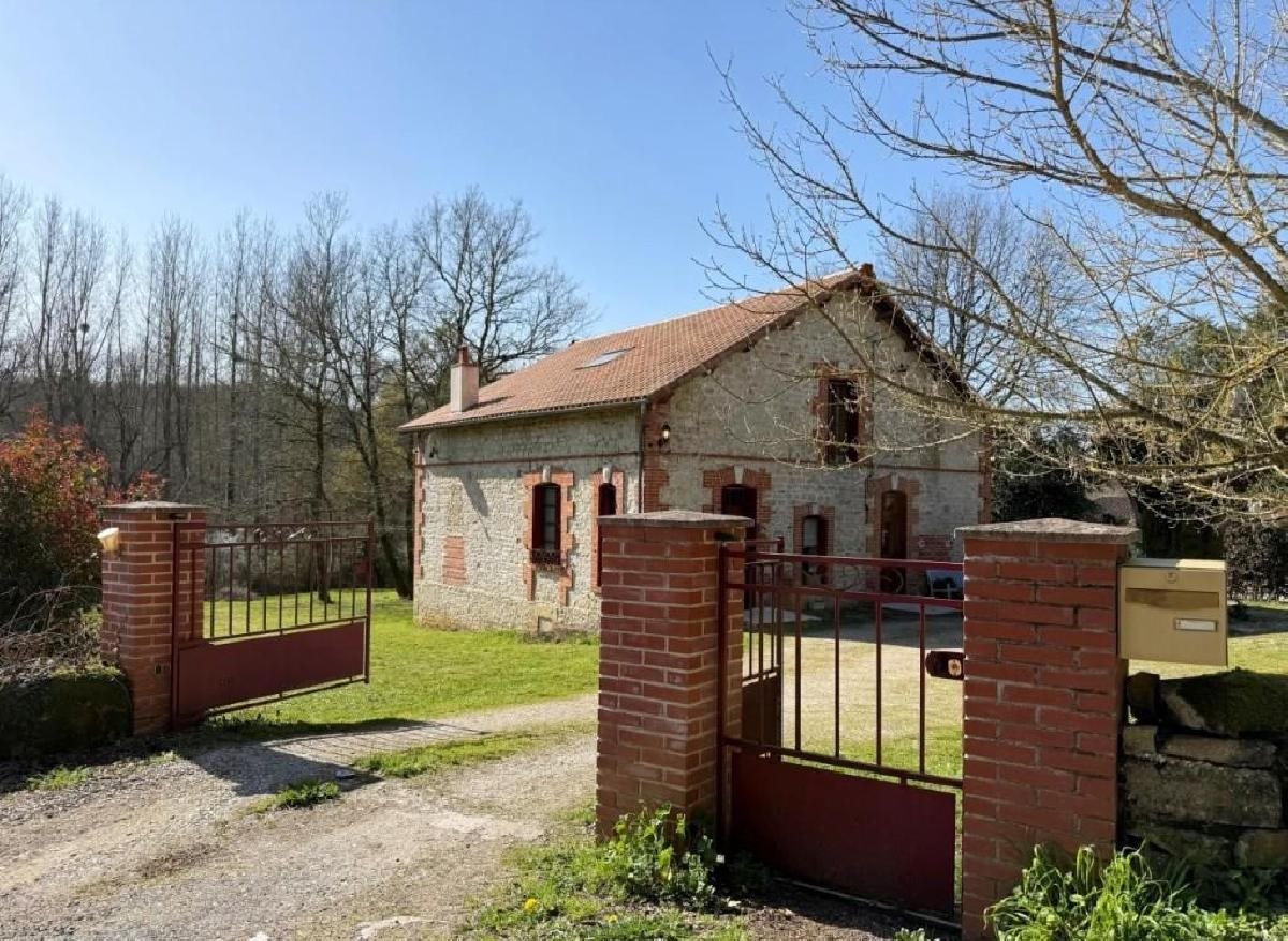Maison à vendre, 172m², Nanteuil-en-Vallée
