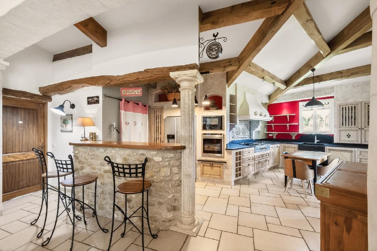 Maison à vendre, 250m², Vaison-la-Romaine