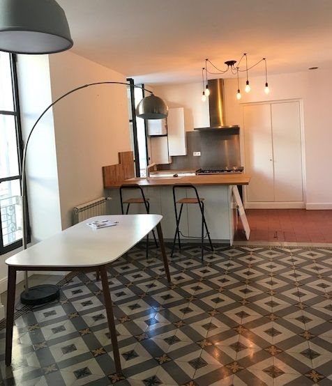 Appartement à louer, 92m², Nîmes