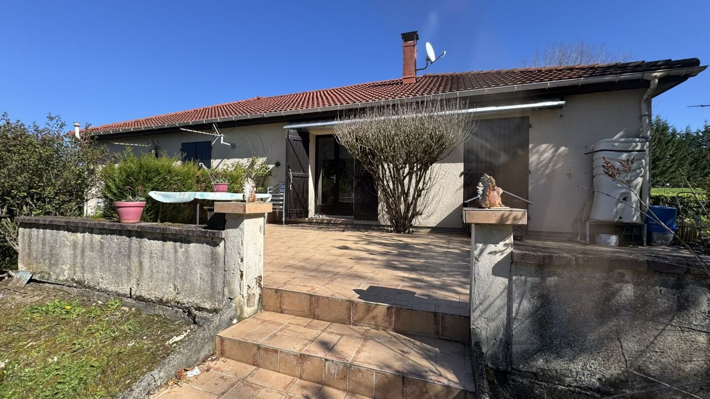 Maison à vendre, 117m², Dorat