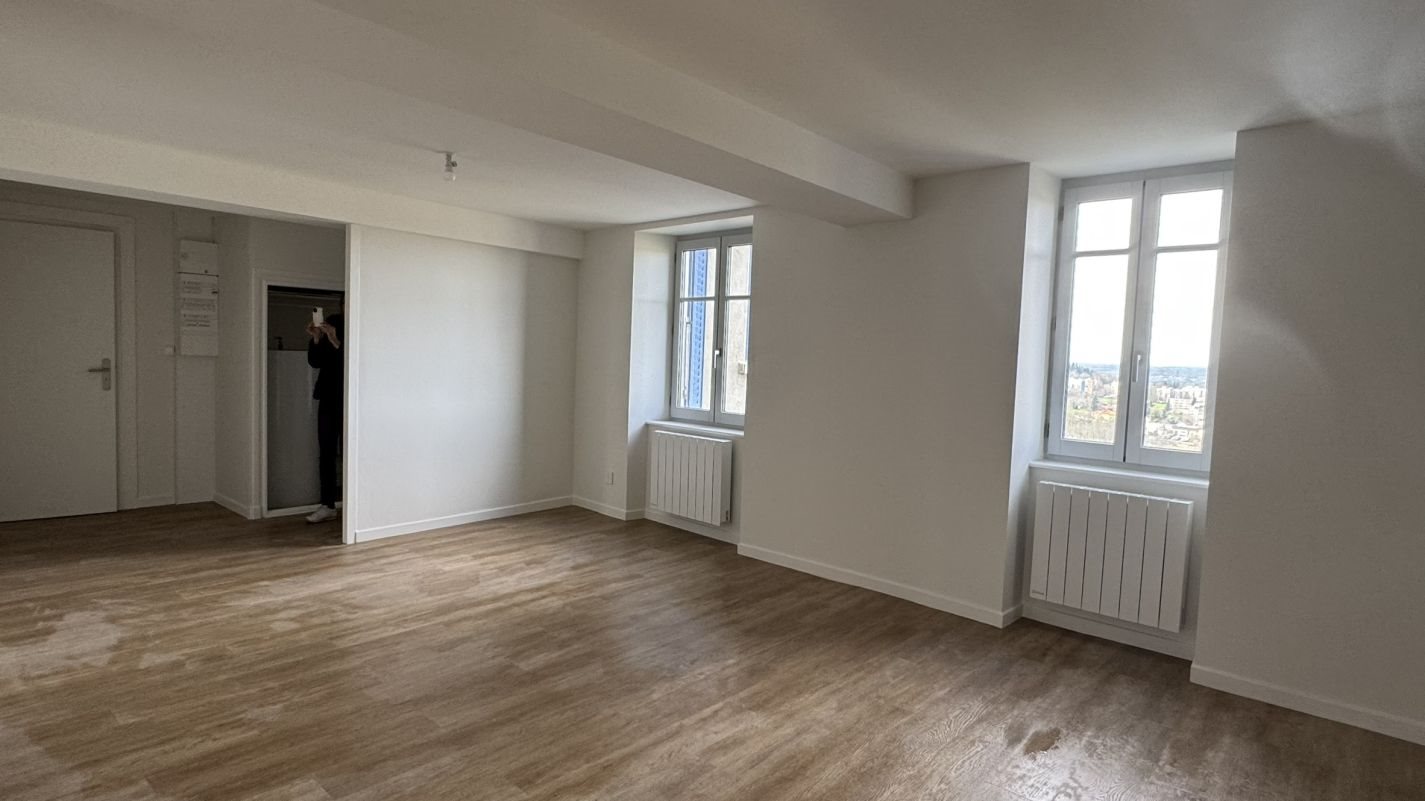 Appartement à louer, 76m², Thiers