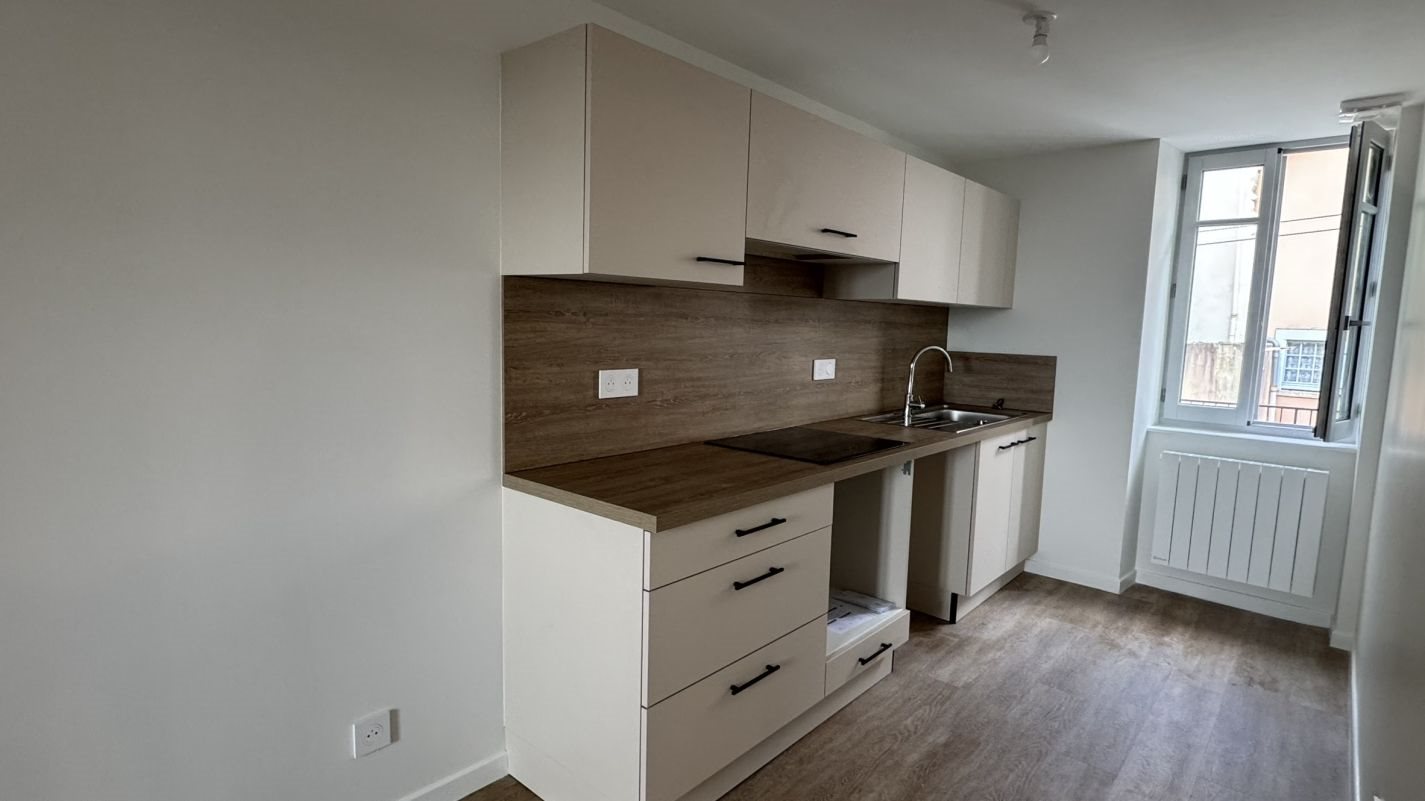Appartement à louer, 76m², Thiers