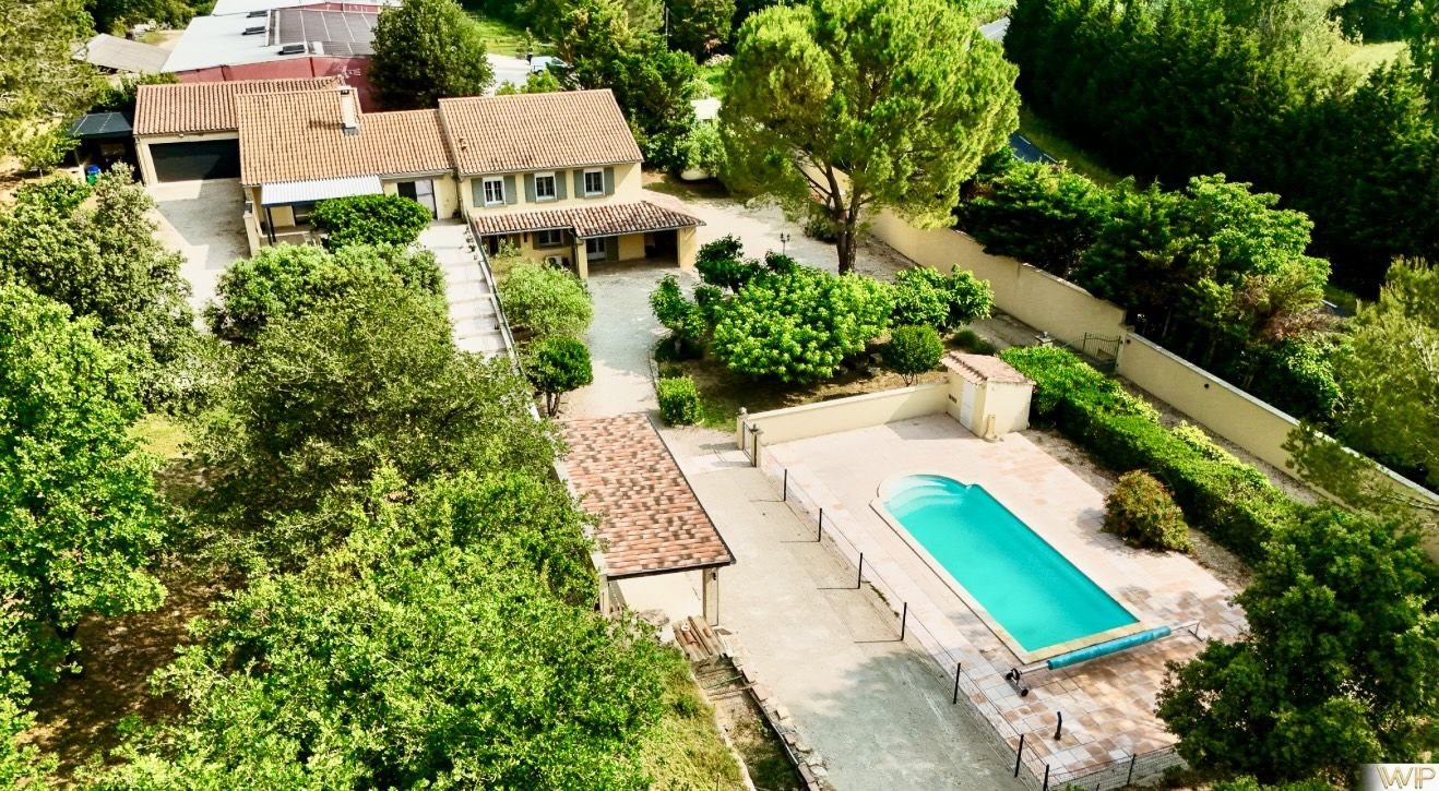 Maison à vendre, 217m², Vacqueyras