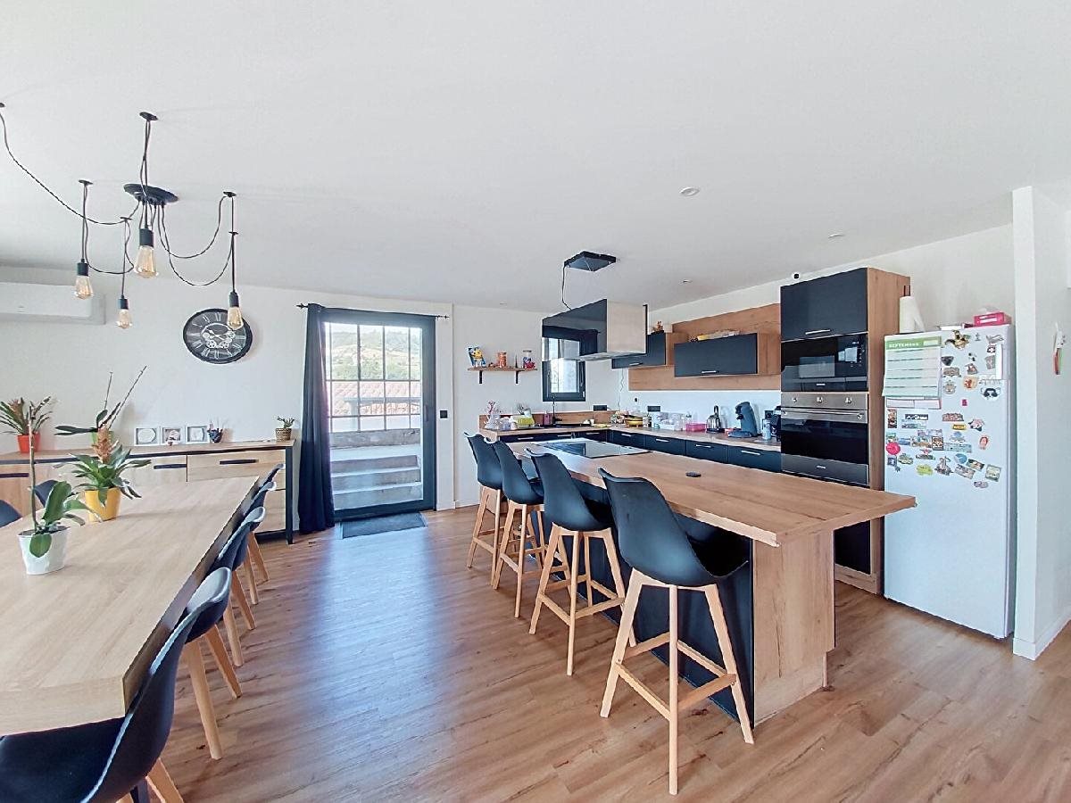 Maison à vendre, 220m², Lantignié