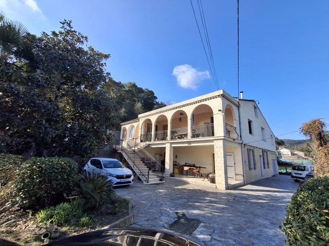 Maison à vendre, 150m², Saint-Ambroix