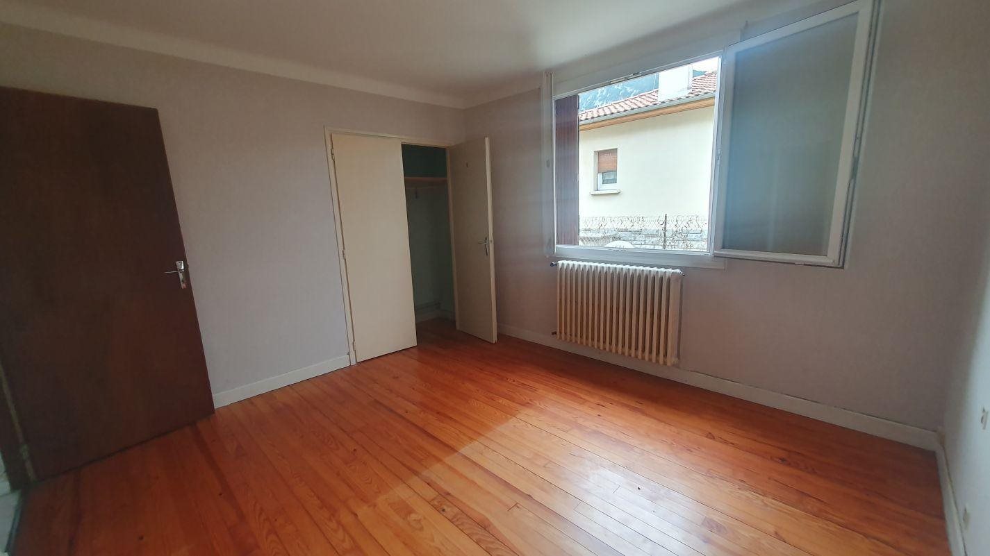 Appartement à louer, 96m², Tarascon-sur-Ariège