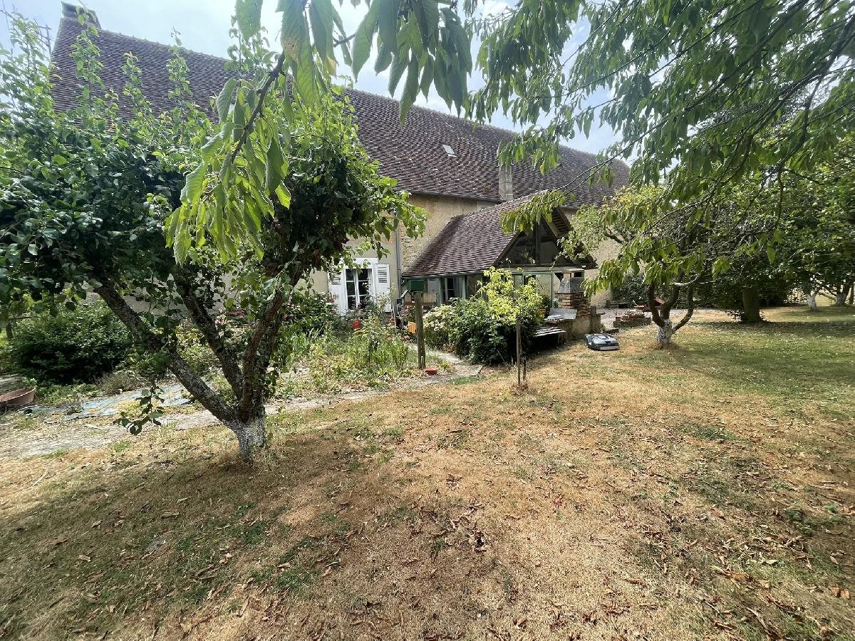 Maison à vendre, 196m², La Chapelle-Souëf