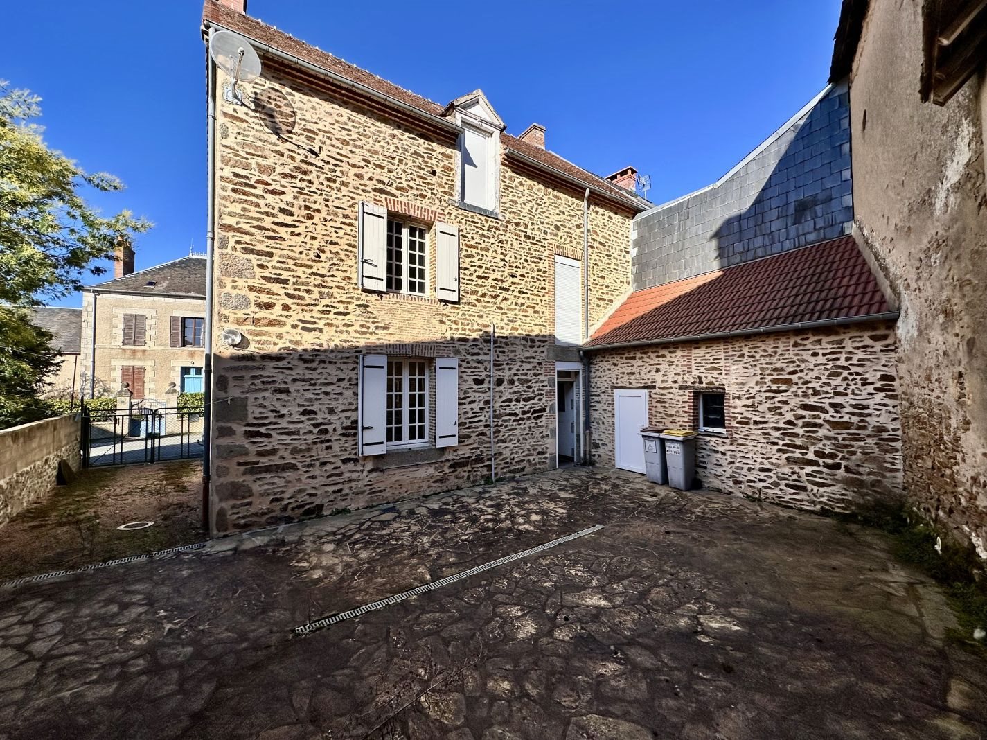 Maison à vendre, 106m², Bétête