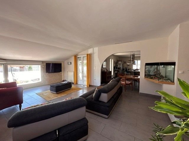 Maison à vendre, 110m², Poussan