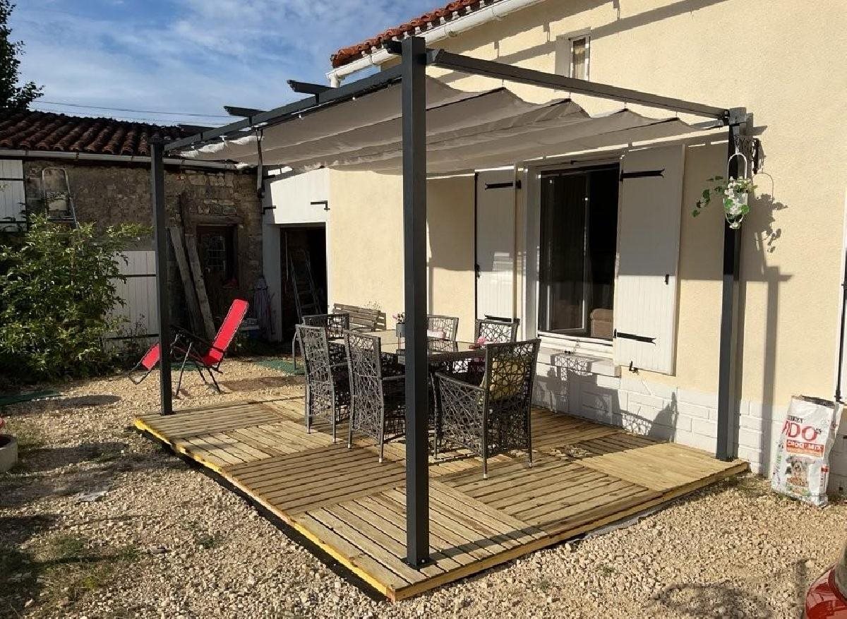 Maison à vendre, 66m², Ruffec