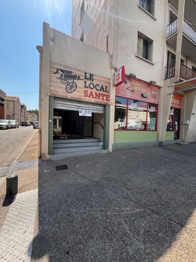Maison à louer, 276m², Nîmes