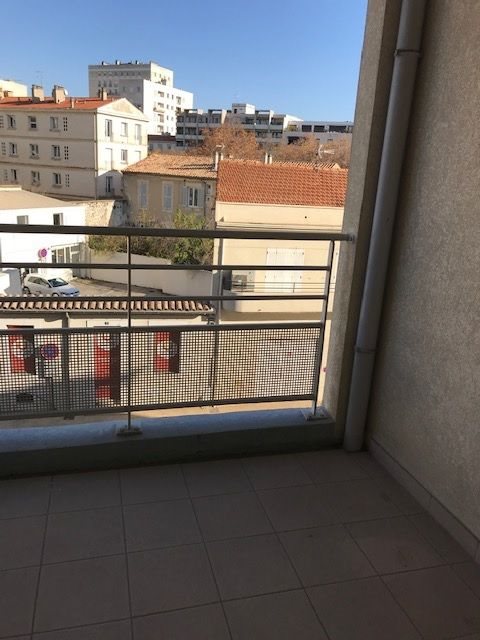 Appartement à louer, 39m², Nîmes