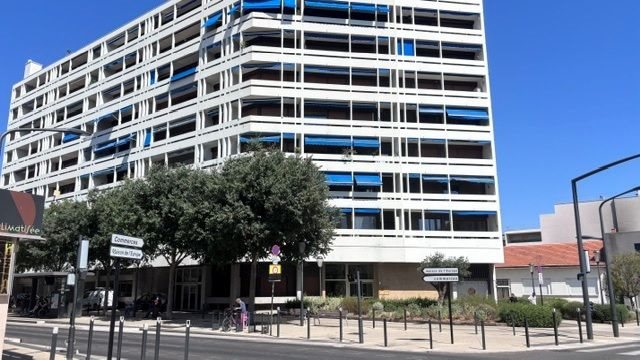 Appartement à louer, 100m², Nîmes