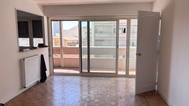 Appartement à louer, 100m², Nîmes