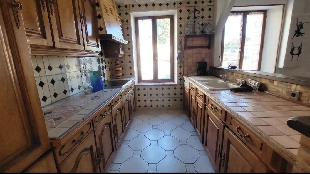 Maison à vendre, 144m², Pont-sur-Yonne