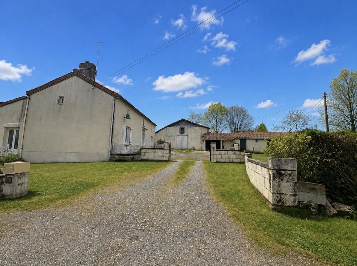 Maison à vendre, 198m², Largeasse