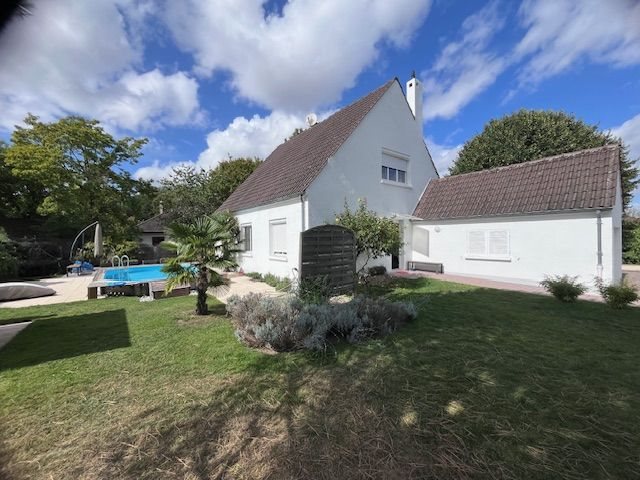 Maison à vendre, 135m², Saint-Julien-les-Villas
