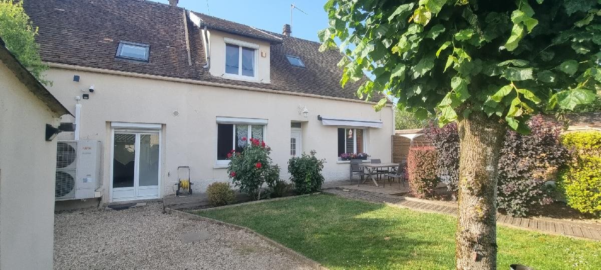 Maison à vendre, 116m², Saint-Sérotin
