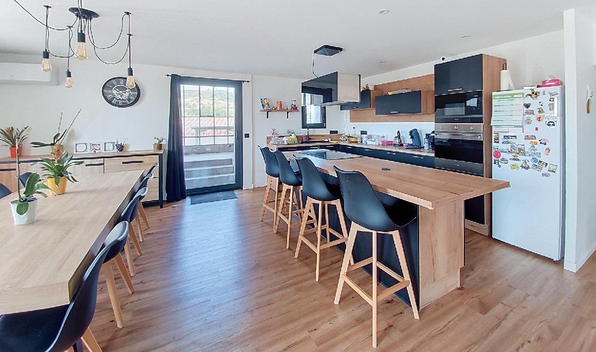 Maison à vendre, 220m², Lantignié