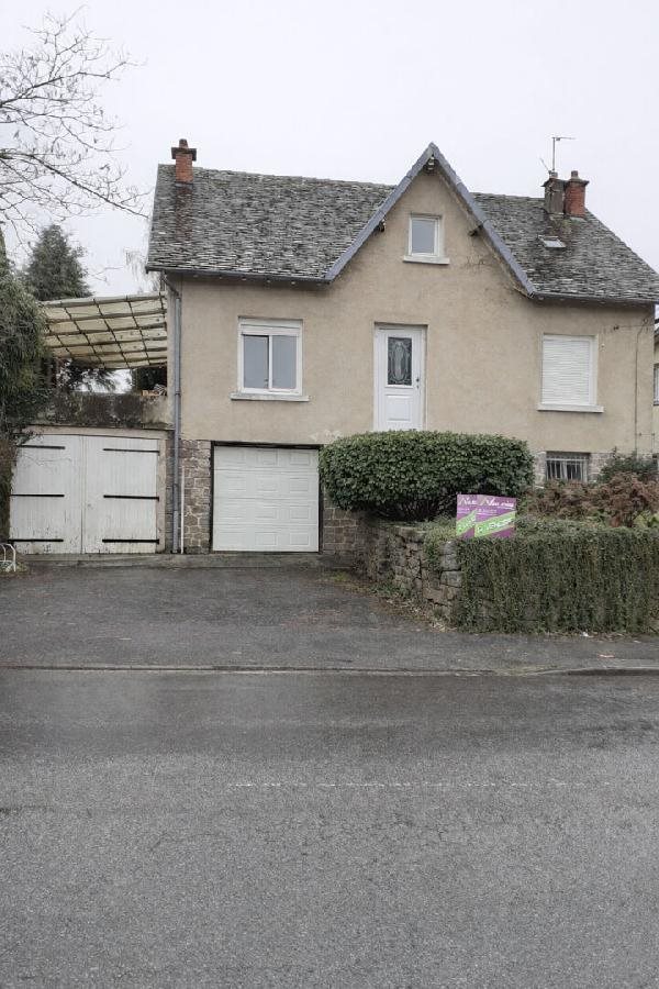 Maison à vendre, 130m², Saint-Yrieix-la-Perche