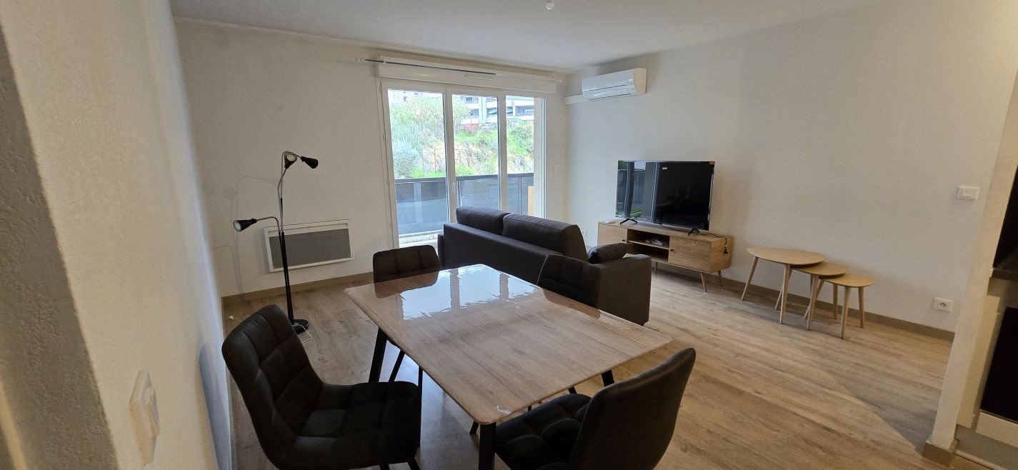 Appartement à louer, 63m², Ajaccio