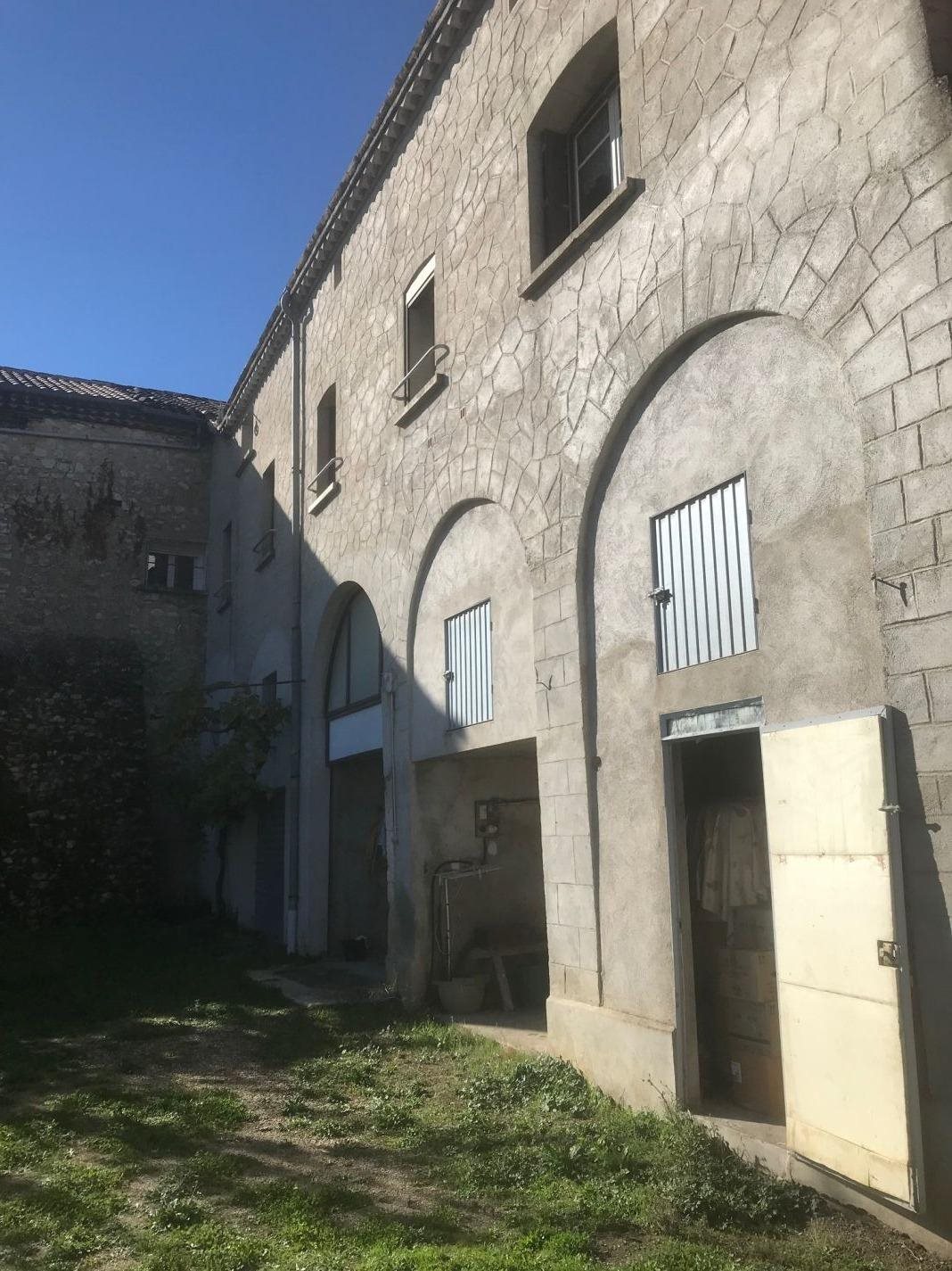 Maison à vendre, 200m², Saint-Victor-de-Malcap