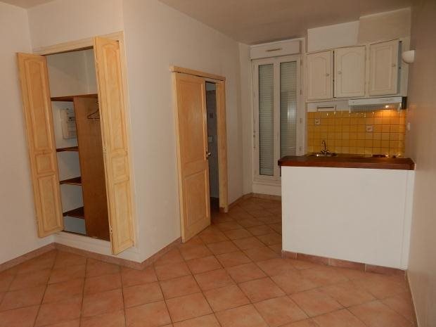 Appartement à louer, 25m², Simiane-Collongue