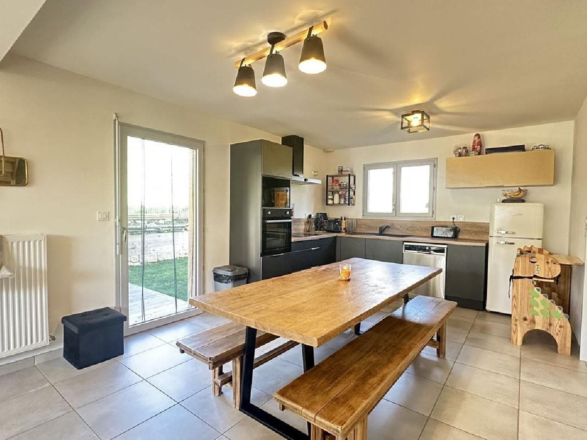Maison à vendre, 92m², Chatte
