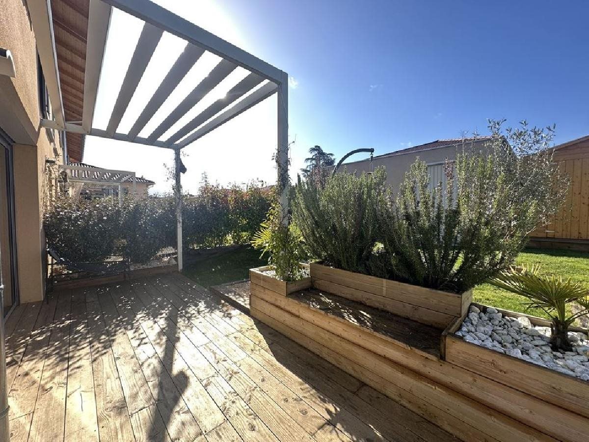 Maison à vendre, 92m², Chatte