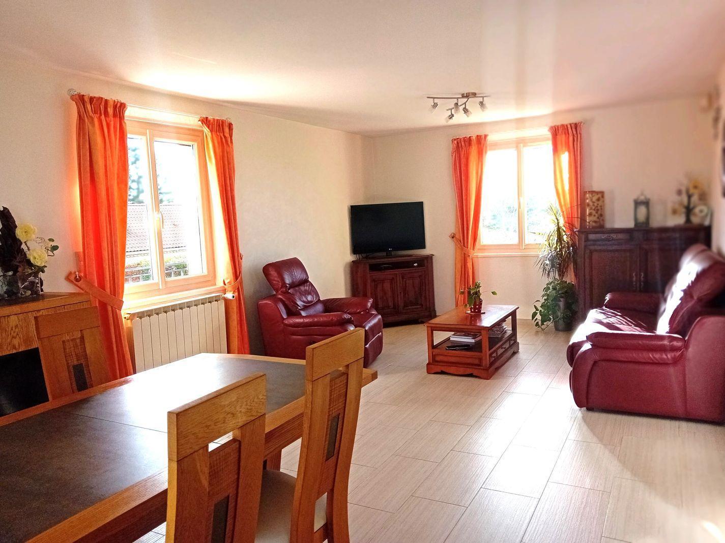 Maison à vendre, 90m², Saint-Maurice-en-Gourgois