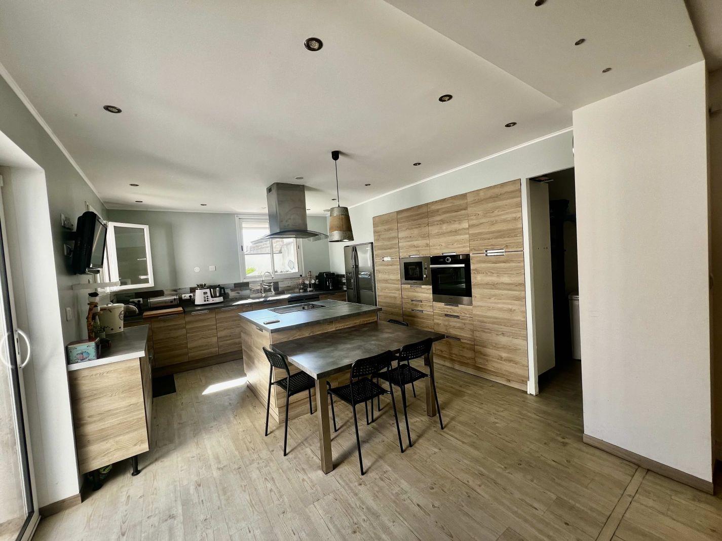 Maison à vendre, 140m², Saint-Gilles