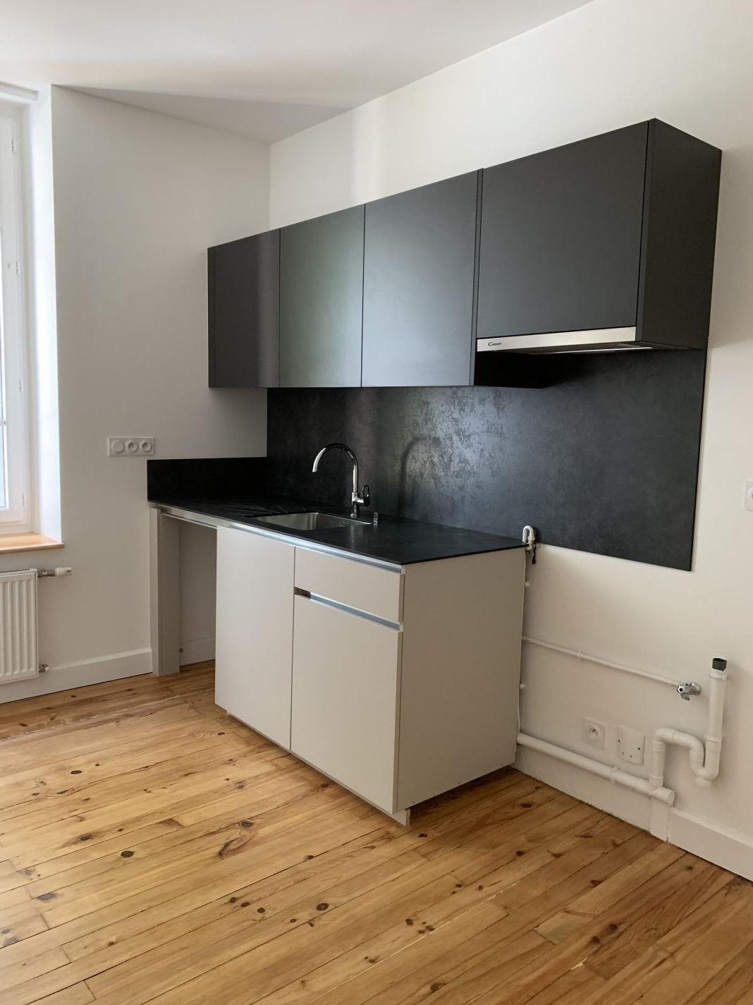 Appartement à louer, 87m², Thiers