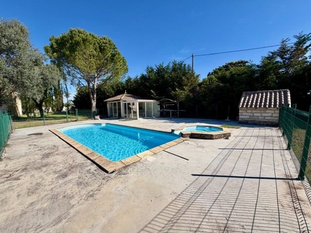 Maison à vendre, 150m², Lunel