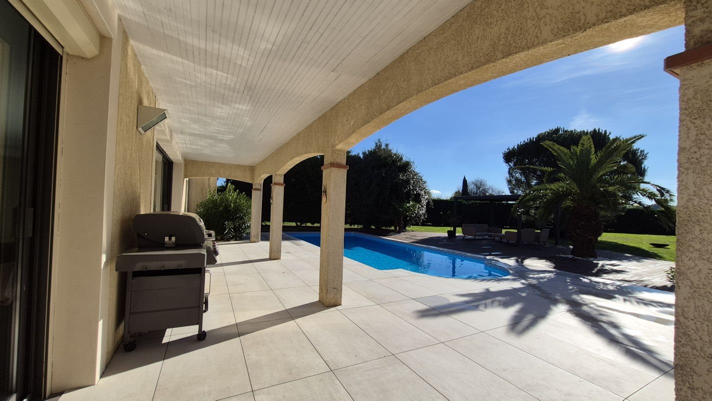 Maison à vendre, 130m², Bazus