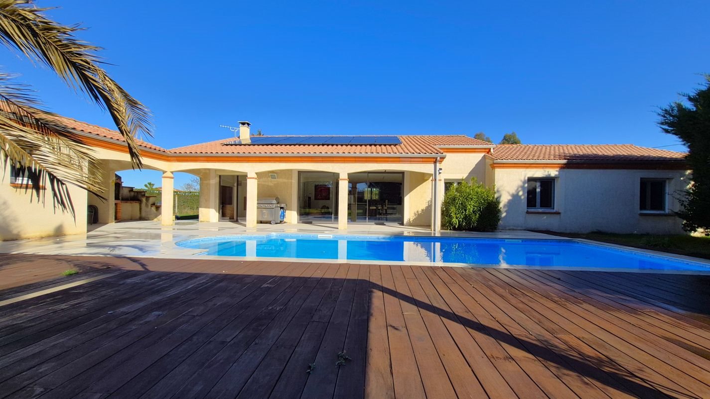 Maison à vendre, 130m², Bazus