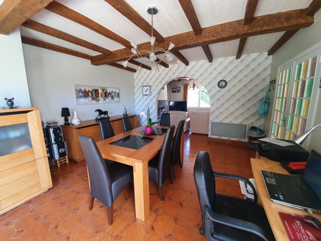 Maison à vendre, 165m², Trélévern