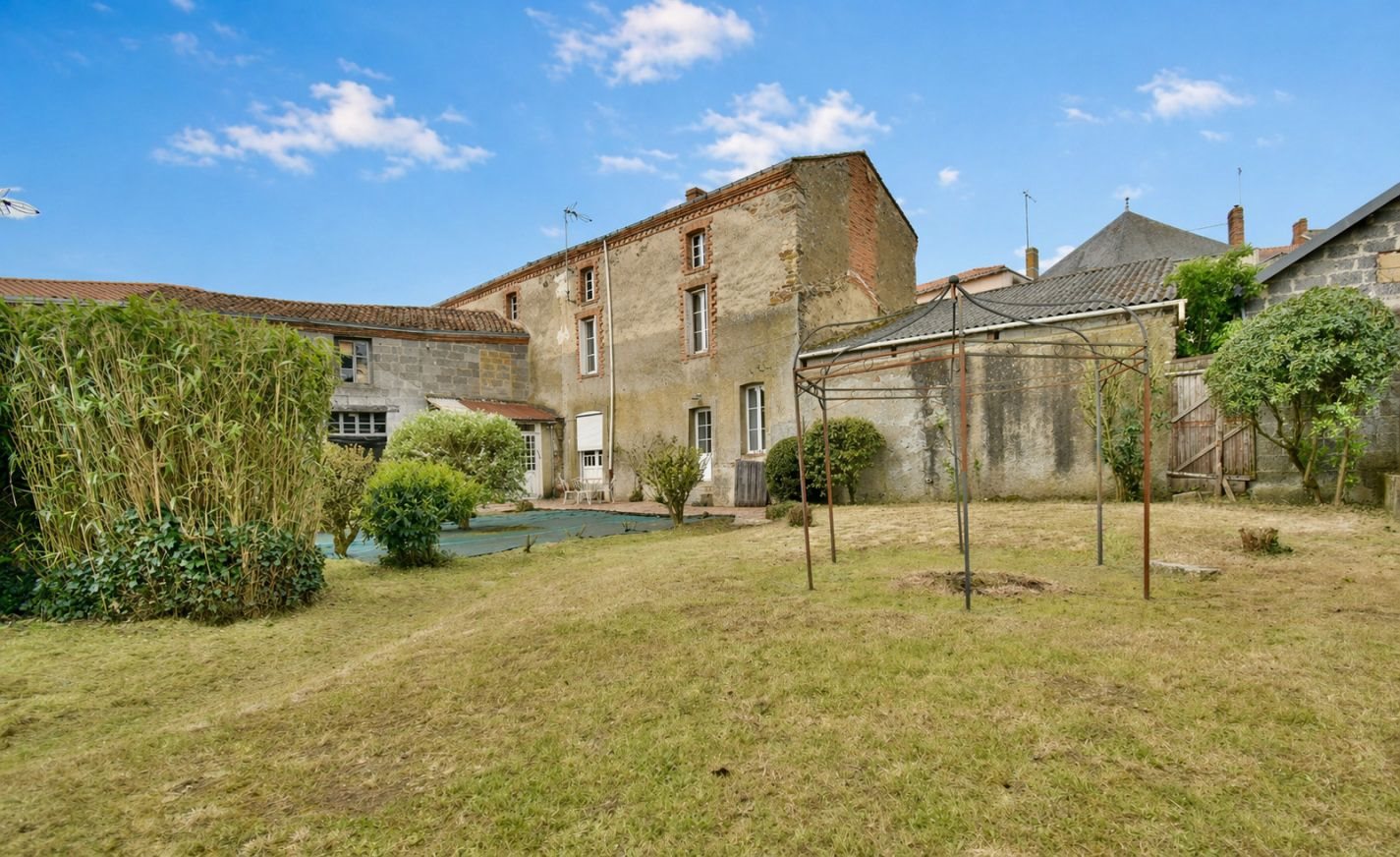 Maison à vendre, 180m², Trémentines