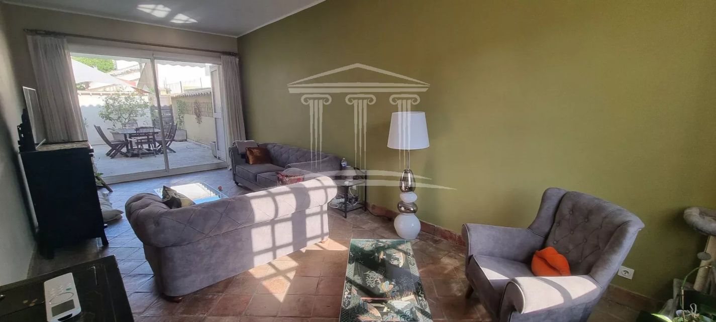 Maison à vendre, 252m², Sorgues