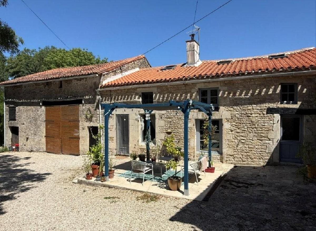 Maison à vendre, 182m², Mansle