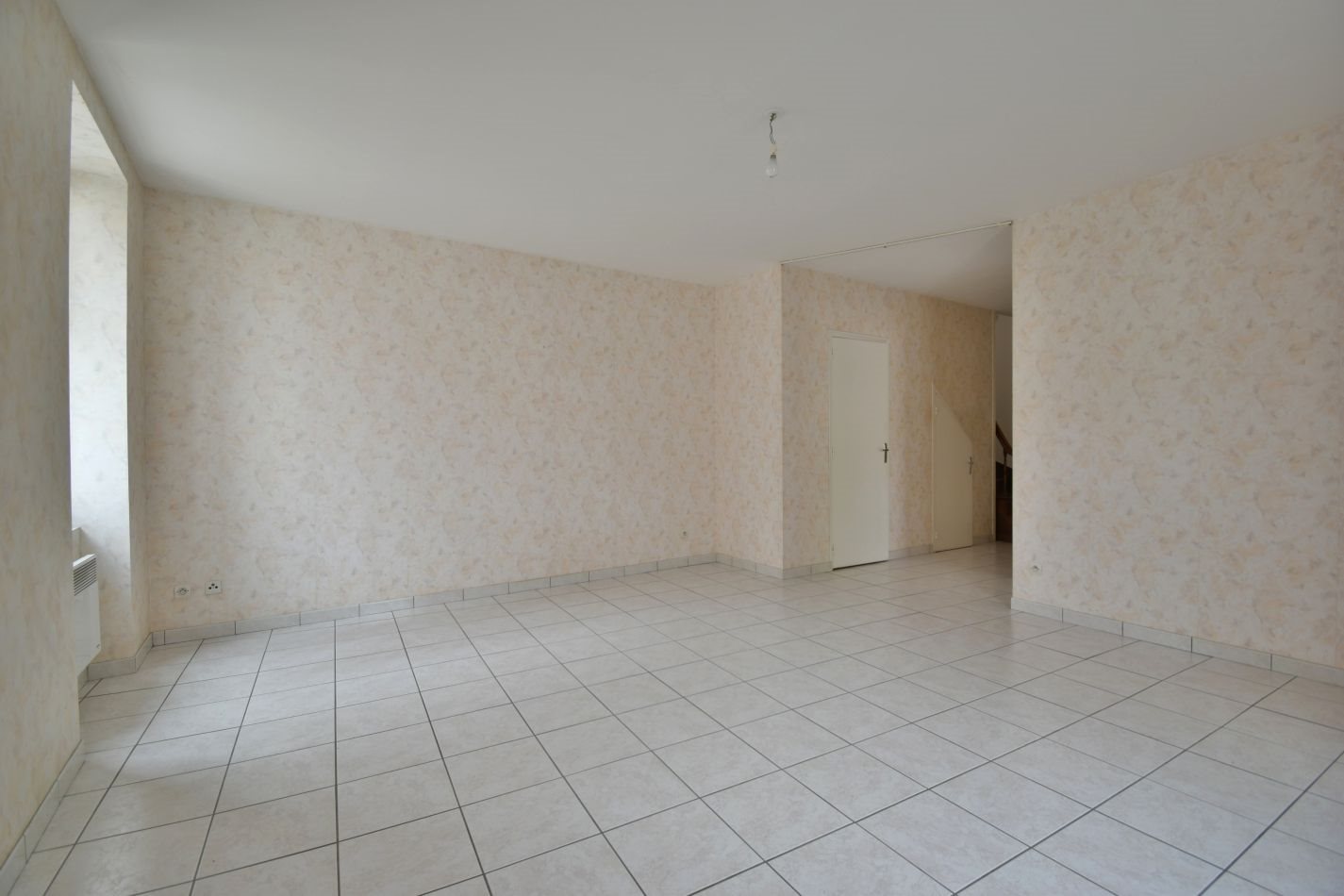 Maison à vendre, 80m², Yzernay